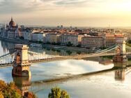 Suche Reisebegleiterin für September. Budapest, Ungarn. - Frankfurt (Main)