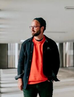 Popakademie-Absolvent erteilt Schlagzeug-Unterricht in Mannheim - Mannheim