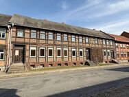 Mehrfamilienhaus mit 3 WE und großem Grundstück - leerstehend - Apenburg-Winterfeld