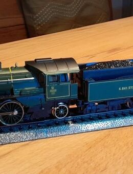 Märklin H0 Schnellzug 3092 mit Wagons - Stuttgart