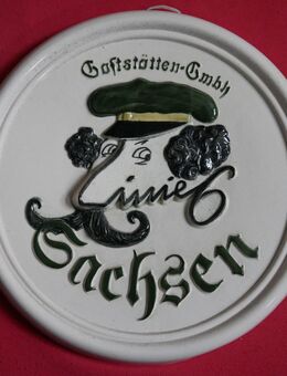 Relief , Werbung , Restaurant Linie 6 in Dresden , Sachsen , Gastronomie , Keramik , DDR , Straßenbahn - Görlitz