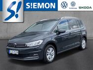 VW Touran, 2.0 TDI Highline RKam 3ZCl, Jahr 2023 - Warendorf