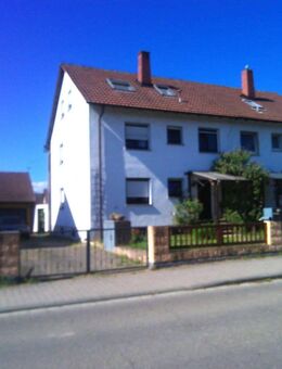 2 Familienhaus mit großen Grundstück Option für weiteren Neubau - Mutterstadt