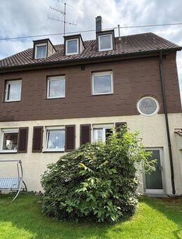 Frei stehendes 3-Familienhaus mit Garten und Garage in sehr ruhiger und bevorzugter Wohnlage! - Stuttgart