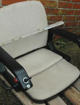 spaciger Sitz mit Joystick, Schlüsselschalter, Drehbeschlag, Upcycling - Flensburg