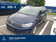 VW Touran, 2.0 TDI Highline, Jahr 2020 - Fellbach