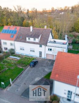 Provisionsfrei! Zweifamilienhaus in Kraichtal-Gochsheim: 2 vermietete Wohnungen - Kraichtal