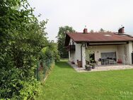 Einfamilienhaus mit Garten, Terrasse und Balkon - Metten