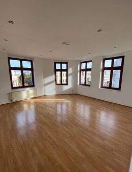 Sehr schöne 4 R.-Wohnung in MD-Sudenburg im 2.OG mit BLK ca.113,36m zu vermieten. - Magdeburg