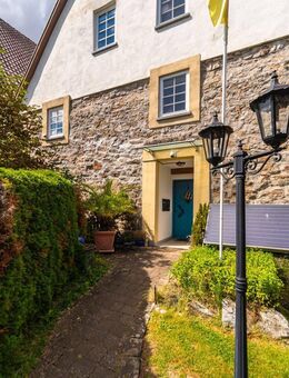Ein Altbaujuwel in der Stadtmauer - Wohnen mit Geschichte und Komfort in Bad Wimpfen - Bad Wimpfen