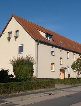 1. Kaltmiete frei ! - 3 Raum Wohnung mit PKW Stellplatz - Bad Düben