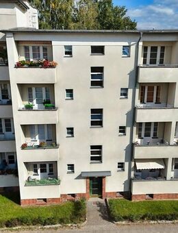 Vermietete Etagenwohnung mit sonnigem Balkon in Adlershof. - Berlin