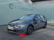 VW Golf, 1.5 TSI 8 Life IQ LIGHT CONNECT, Jahr 2020 - München