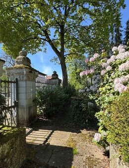 Gepflegtes, sonnenerfülltes Einfamilienhaus mit parkähnlichem Garten in begehrter Lage am Rotenbühl - Saarbrücken