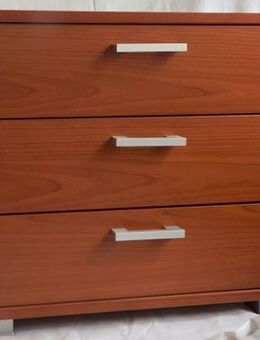 Hochwertiges Schubladenschränkchen aus Holz - Köln