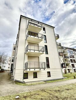 Schöne 1-Zimmerwohnung mit EBK, Balkon und Personenaufzug - Leipzig