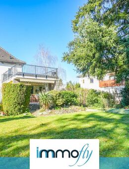 Attraktive Maisonette-Wohnung: Dachterrasse, Gartenanteil & niedrige Nebenkosten - Neuss