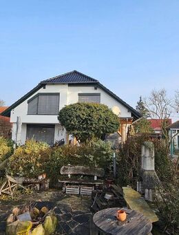 sehr hochwertiges, großes Wohnhaus mit viele Nebengelass - Sangerhausen