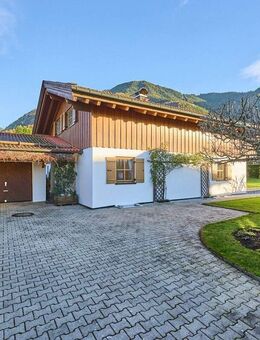 Zauberhaftes Einfamilienhaus in Spitzenlage - Sonne, Ruhe und ein unvergleichbares Wohngefühl - Rottach-Egern