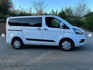 Ford Transit Custom L1 Diesel Kleinbus 9 Sitzer - Essen