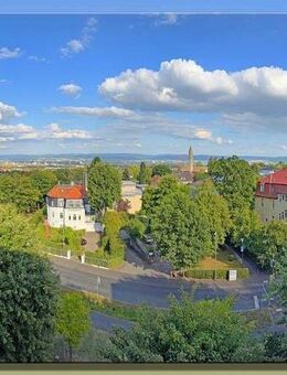 Freies und modernisiertes 2-ZKB-Penthouse mit phantastischem Blick auf die Stadt, KS-Wilhelmshöhe - Kassel