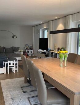 Hochwertige und moderne Wohnung über 2 Etagen "Am Hochfeld" in Krumbach - Krumbach (Schwaben)