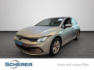 VW Golf, 1.5 TSI Life, Jahr 2020 - Aschaffenburg