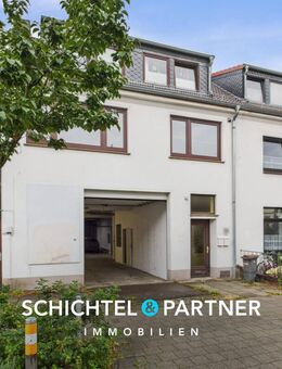 Hastedt | Mehrparteienhaus mit zwei Wohneinheiten und großer Lagerhalle - Bremen