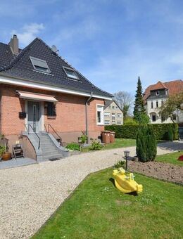 Zuhause mit Charakter - Charmante DHH für Familien und Generationen unter einem Dach in Kleve-Kellen - Kleve (Nordrhein-Westfalen)