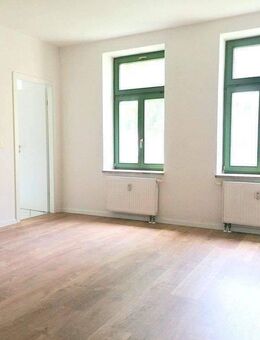 !! 1-Zimmer-Wohnung mit Laminat in saniertem Mehrfamilienhaus !! - Chemnitz