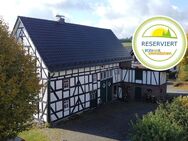 ++Ein Haus zum Verlieben++ Saniertes Bauernhaus mit Pferdestall in Erndtebrück-Birkefehl - Erndtebrück