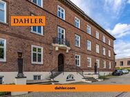 Dachgeschoss-Wohnung in historischem Gebäude - Hamburg