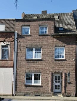 Historischer Charme, moderne Möglichkeiten - Einfamilienhaus mit Garten und Garage! - Viersen