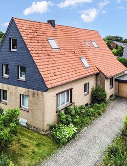 Generationswohnen: Geräumiges Zweifamilienhaus! - Steinhagen (Nordrhein-Westfalen)