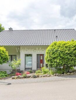 Freistehendes Einfamilienhaus mit Pool, Garage und hochwertiger Einbauküche - Ockenfels