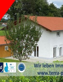 NEUWERTIGES EINFAMILIENHAUS IN IDYLLISCHER RANDLAGE VON BÜCHLBERG - Büchlberg