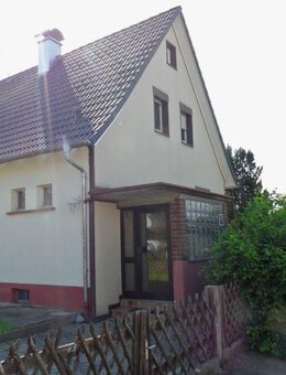 Freistehendes Einfamilienhaus mit großem Garten - Geislingen