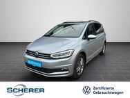 VW Touran, 1.5 TSI Comfortline, Jahr 2024 - Saarbrücken