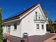 Niedrigenergiehaus mit Photovoltaik, Wärmepumpe und Wallbox - Gotha