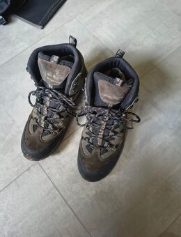 Wanderschuhe Jack Wolfskin Herren Stiefel hoch Gr. 44 wasserdichter Wanderschuh, stabiler Halt für die Füße - Bibertal