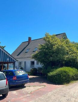 RESERVIERT !!! Großes und energieeffizientes, modernisiertes Einfamilienhaus in Eutin - Eutin