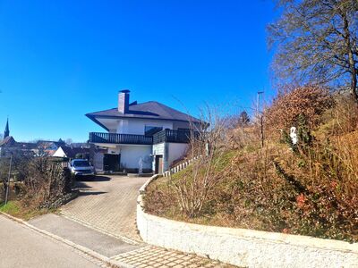 Einzigartiges Zweifamilienhaus in Hanglage – ideal für Familien oder Mehrgenerationenwohnen