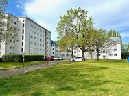 FREI! renovierungsbed. 2,5 Zimmer-Whg. in Steglitz + neue FENSTER + Balkon + Lift + PKW-STP Option - Berlin