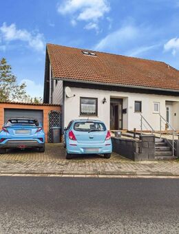 Charmante Doppelhaushälfte mit Wintergarten und Gartenparadies - Losheim (See)