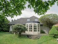 Großes Einfamilienhaus mit schönem Wintergarten in Rees-Millingen - Rees