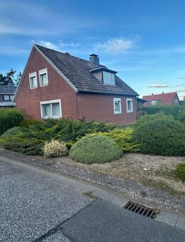Interessantes Einfamilienhaus in Syke - zentrale Lage - großer Garten - Garage - Syke