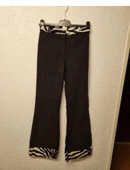 eine moderne Damenhose Stretchhose schwarz mit Zebramuster m Bund und an den Hosensaum Orsay Gr 38 2 x getragen - Bochum
