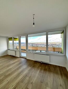 Sanierte 1 Zimmer Wohnung mit Weitblick - Villingen-Schwenningen