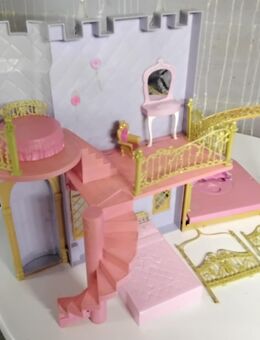 Barbie Prinzessin Schloss mit Inneneinrichtung aufklappbar XXl - Willebadessen
