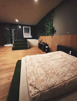 Stundenzimmer Stundenhotel Tagesmiete Apartment Whirlpool Sauna - Süßen
